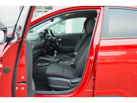 2022 Hyundai Kona 1.0 T-GDI Executive €23,995 thumbnail