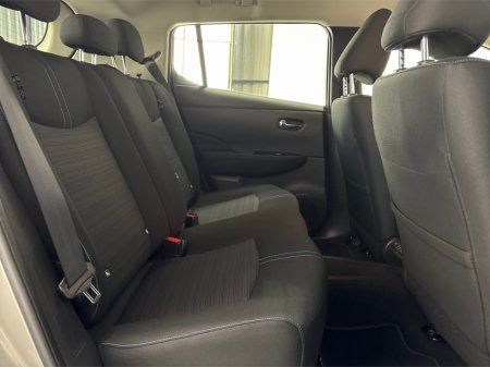 2023 Nissan Leaf PREMIUM 40KW**HEATED FRONT SEATS**HEATED MULTIFUNCTIONAL STEERING WHEEL**SEMI DIGITAL DASH**TOUCHSCREEN BLUETOOTH MEDIA**NAVIGATION**REVERSE CAMERA**PARKING SENSORS**ECO MODE**CRUISE CONTROL €17,995 thumbnail