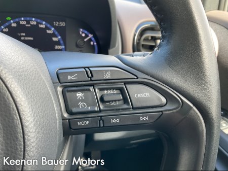 2023 Toyota Yaris - thumbnail 19