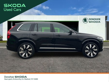 2023 Volvo XC90 - thumbnail 4