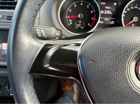 2014 Volkswagen Polo - thumbnail 20