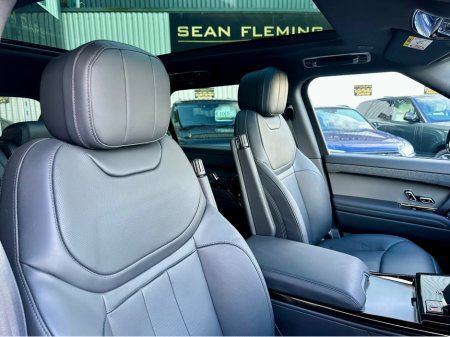 2025 Land Rover Range Rover Sport ED PHEV EDITION thumbnail