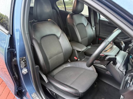 2021 Ford Focus 1.5L EcoBlue 120PS ST-Line Auto €22,995 thumbnail