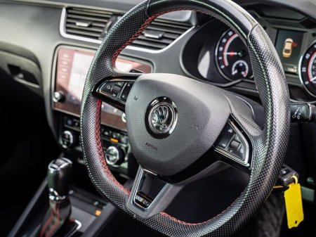 2019 Skoda Octavia TDI VRS 184PS 5DR Auto €24,450 thumbnail