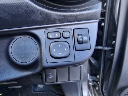 2018 Toyota Aqua - thumbnail 20