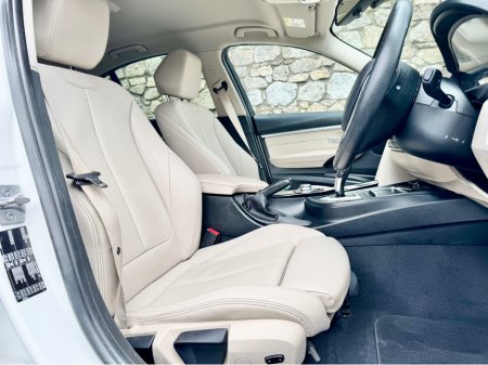 2016 BMW 3 Series - thumbnail 17