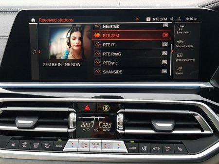 2022 BMW X5 xDrive45e xLine €67,995 thumbnail