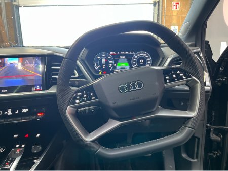 2023 Audi Q4 e-tron - thumbnail 11