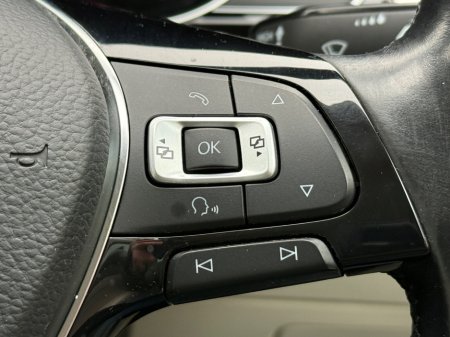 2018 Volkswagen Passat 2.0 TDI DSG 150HP Comfortline BE €16,950 thumbnail