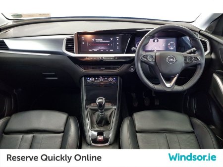 2022 Opel Grandland X Elite 1.2i 130PS 6 Speed €26,495