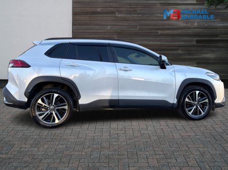 2022 Toyota Corolla Cross 1.8L Perol Hybrid Automatic *360 Degree Reversing Camera* *7.9% Finance Available* €32,950