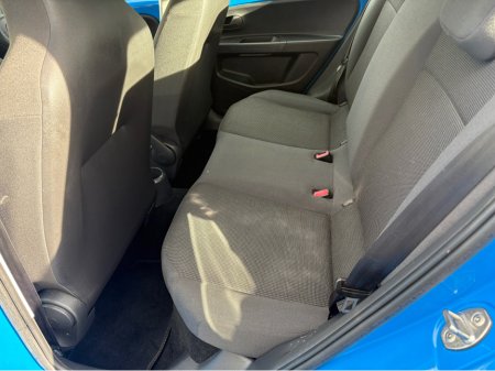 2015 Volkswagen up! TAKE 1.0 MANUAL 5SPEED 5DR 75HP €7,500 thumbnail