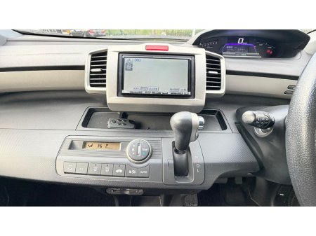 2013 Honda Freed - thumbnail 17