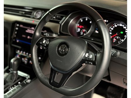 2018 Volkswagen Passat - thumbnail 42