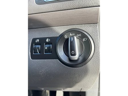 2013 Volkswagen Touran 1.6 TDI 105BHP TRENDLINE BMT TECH 7S €7,000 thumbnail