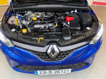 2023 Renault Clio - thumbnail 13