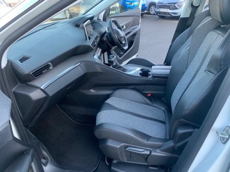 2019 Peugeot 3008 - thumbnail 13