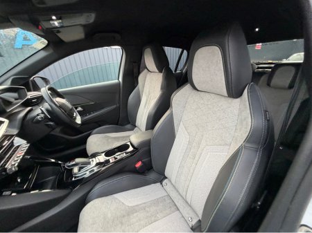 2020 Peugeot 208 - thumbnail 40