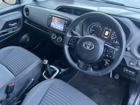 2019 Toyota Yaris 1.0 5DR LUNA thumbnail