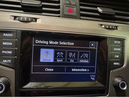 2015 Volkswagen Golf - thumbnail 18