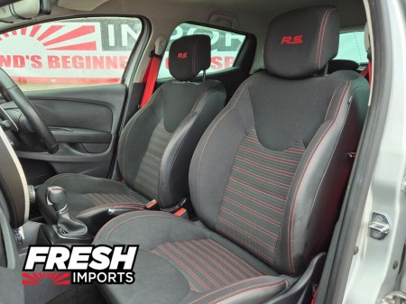 2017 Renault Clio TOP SPEC RS thumbnail