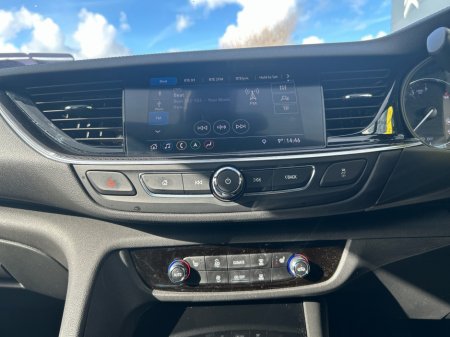 2021 Opel Insignia - thumbnail 9