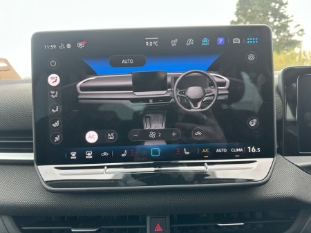 2026 Volkswagen T-Roc - thumbnail 17