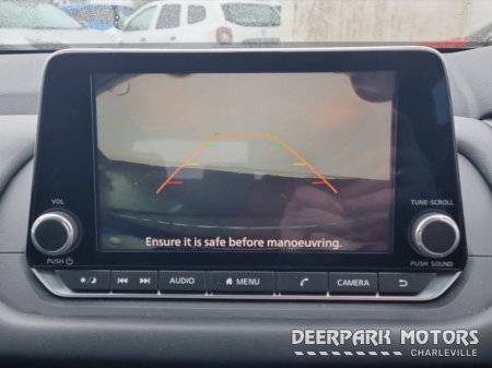 2024 Nissan Qashqai 1.3 PET MILD HYBRID SV €30,950 thumbnail