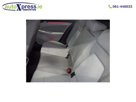 2021 Volkswagen Golf eTSI STYLE, Low mileage, reversing camera thumbnail