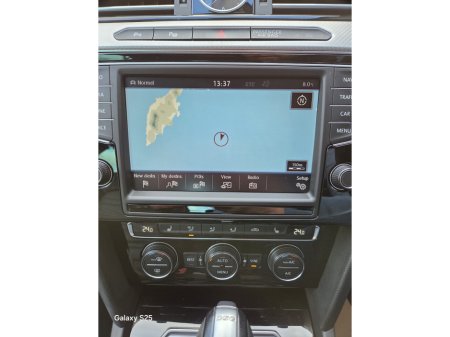 2017 Volkswagen Passat  €19,950 thumbnail