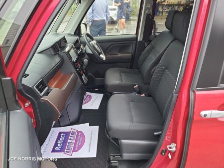 2018 Toyota Tank 1.0 GS AUTOMATIC €15,995