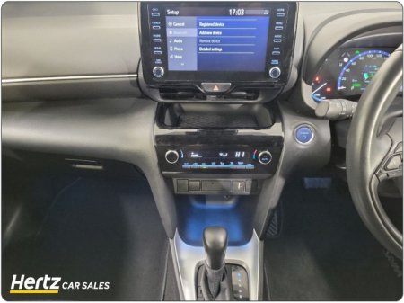 2023 Toyota Yaris DESIGN HEV 1.5 Petrol Automatic €25,895 thumbnail