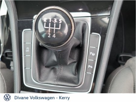 2018 Volkswagen Golf R-LINE 1.6 TDI 115 BHP €15,950 thumbnail