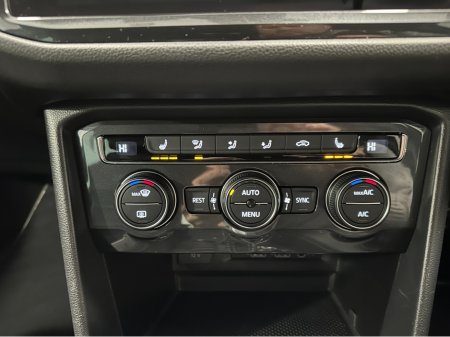 2019 Volkswagen Tiguan (191) TIGUAN 2.0TDI R LINE (LEATHER) DSG 4 MOTION LOW KMS VW/AUDI SPECIALISTS WWW.DENISDARCYCARS.IE €31,950 thumbnail