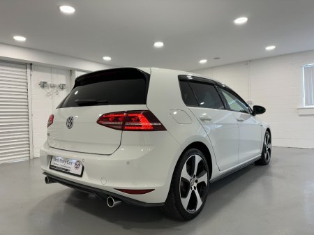 2014 Volkswagen Golf - thumbnail 16