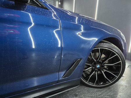 2017 BMW 5 Series - thumbnail 4