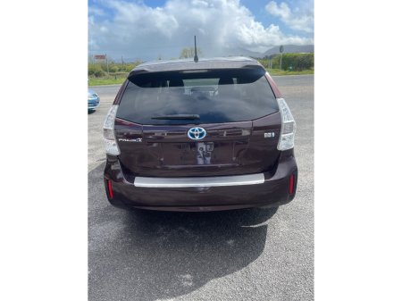 2014 Toyota Prius Alpha - thumbnail 6