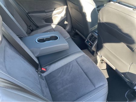 2025 Volkswagen Golf - thumbnail 9