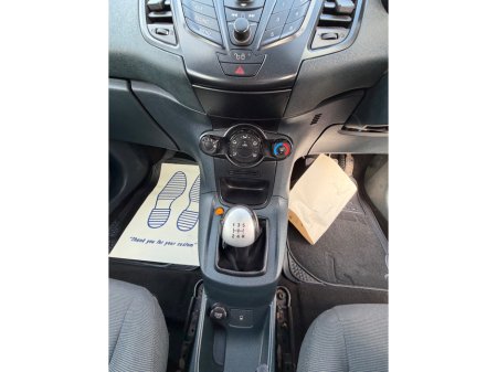 2012 Ford Fiesta - thumbnail 15