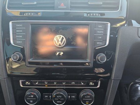 2016 Volkswagen Golf - thumbnail 23