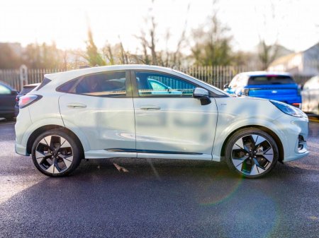 2025 Ford Puma 2025 Ford Puma,Petrol Hybrid 1.0L EcoBoost Hybrid 125PS ST-Line thumbnail