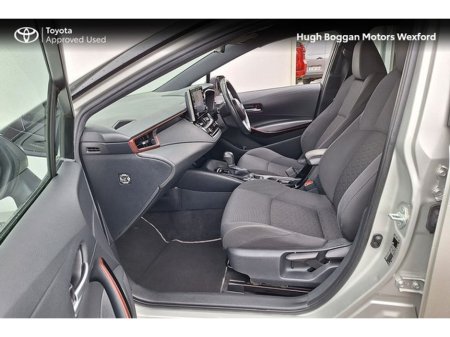 2021 Toyota Corolla HATCH, REALLY LOW MILEAGE! €22,995 thumbnail