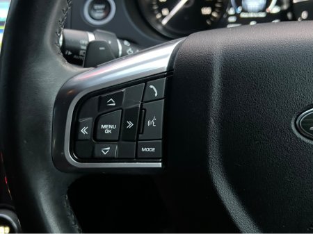 2018 Land Rover Discovery 2.0 TD4 SE 180 180PS 7SEATS AUTO €19,950 thumbnail