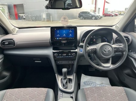 2022 Toyota Yaris Cross - thumbnail 8