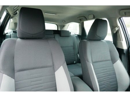 2016 Toyota Auris 1.6 D BUSINESS EDITION 1 110BHP 5DR €12,750 thumbnail