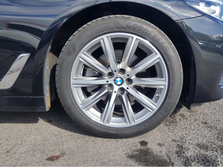 2017 BMW 5 Series - thumbnail 11