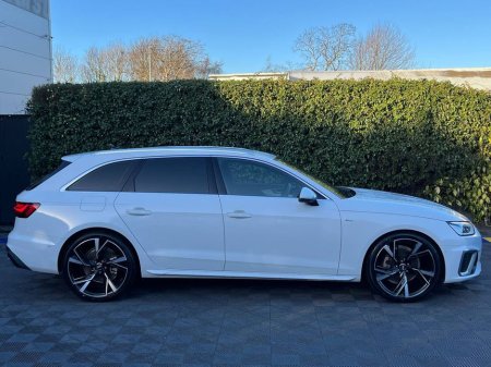 2021 Audi A4 S-LINE AVANT 2.0 TDI // 360 PARKING AID // DIGITAL CLUSTER // 4 HEATED S-LINE SPORT INTERIOR €32,900 thumbnail