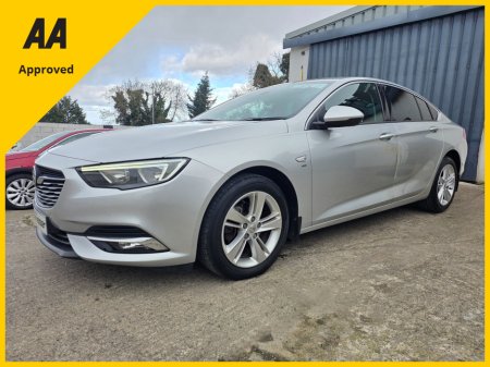 2018 Opel Insignia - thumbnail 3