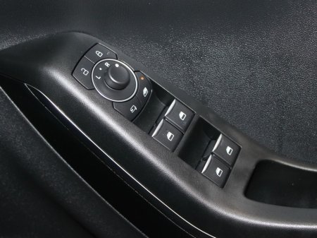 2023 Ford Puma - thumbnail 25