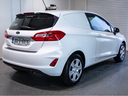 2020 Ford Fiesta TREND 1.5 TD 85PS M6 3DR 2DR €9,950 thumbnail